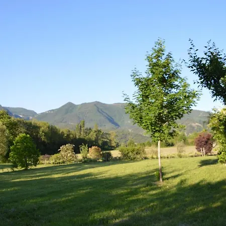 Le De Valerie Cote Jardin *